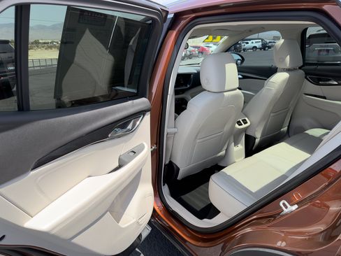 Used 2022 Buick Envision Essence w/ Technology Package I FWD image 13