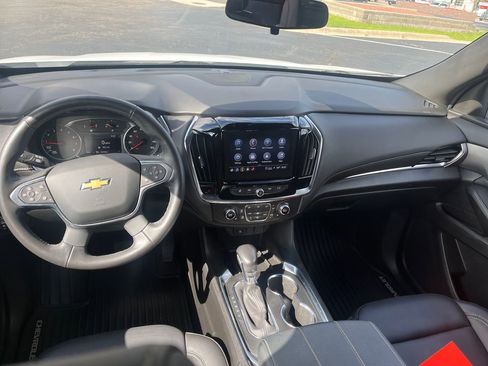 Certified 2022 Chevrolet Traverse LT AWD/4WD image 19