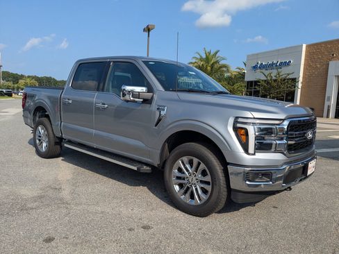 New 2025 Ford F150 Lariat w/ Equipment Group 501A Mid image 2