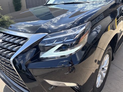 Used 2021 Lexus GX 460 Premium w/ Premium Package AWD/4WD image 6