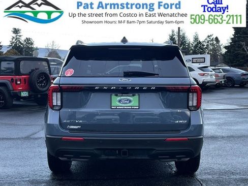 New 2026 Ford Explorer Active image 4