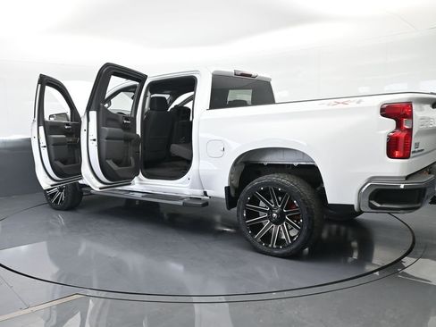 Used 2020 Chevrolet Silverado 1500 LT w/ All-Star Edition image 56