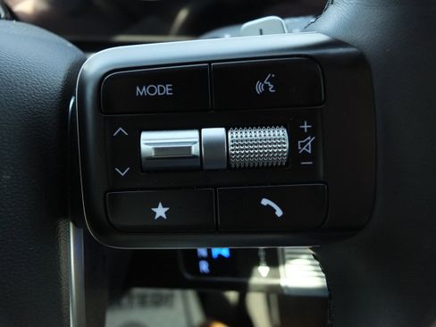 Used 2025 Hyundai Santa Fe SEL image 22