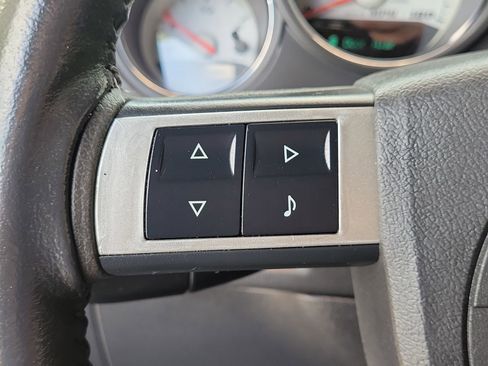 Used 2009 Dodge Challenger SRT8 RWD image 24