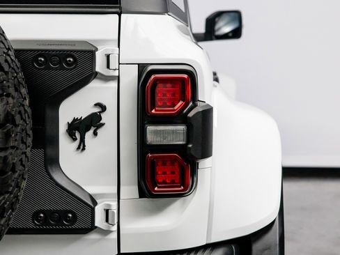 Used 2024 Ford Bronco Raptor w/ Interior Carbon Fiber Pack 6 image 18