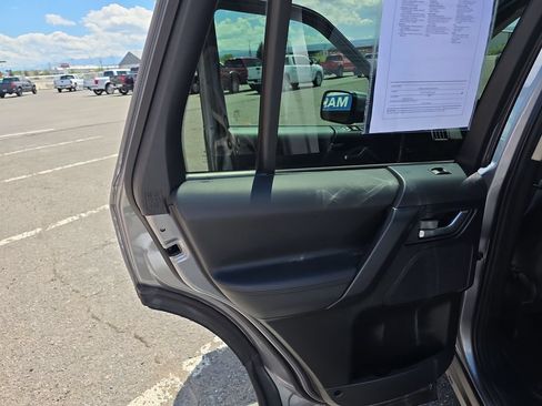 Used 2015 Land Rover LR2 AWD/4WD image 24
