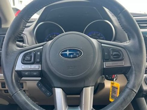 Used 2015 Subaru Outback 3.6R Limited AWD/4WD image 10