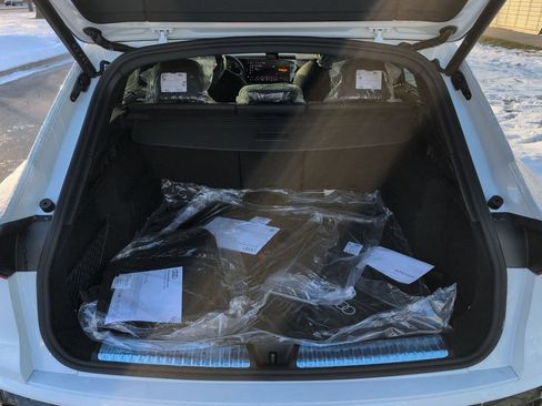 New 2025 Audi SQ5 Premium Plus image 36