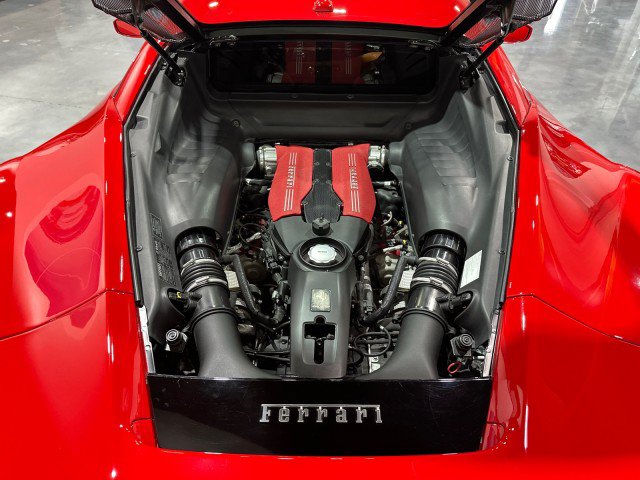 Used 2016 Ferrari 488 GTB RWD image 39