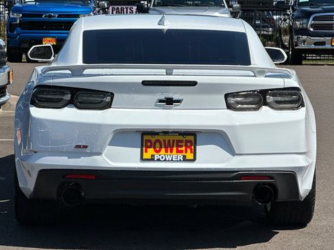 Used 2022 Chevrolet Camaro SS RWD image 6