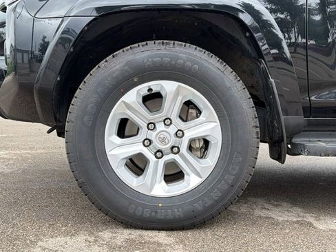 Used 2024 Toyota 4Runner SR5 Premium AWD/4WD image 12