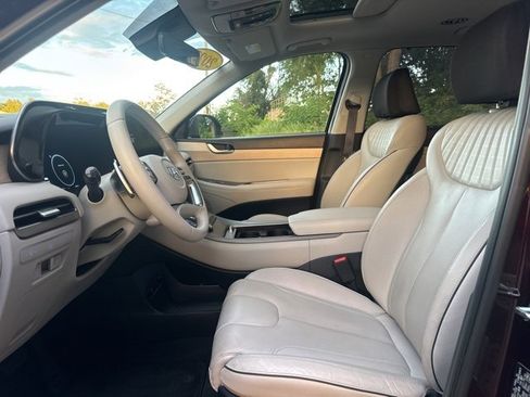 Used 2023 Hyundai Palisade Limited image 16