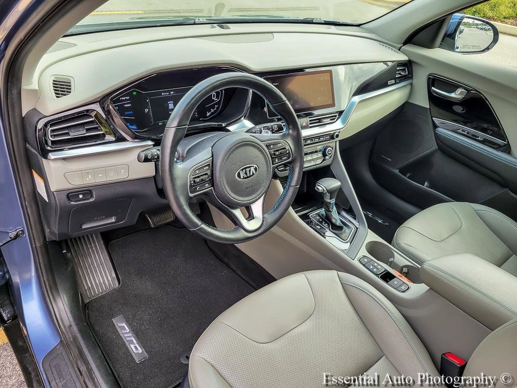 Used 2021 Kia Niro EX Premium FWD image 9
