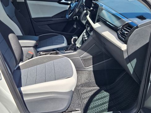 New 2026 Volkswagen Taos S image 28