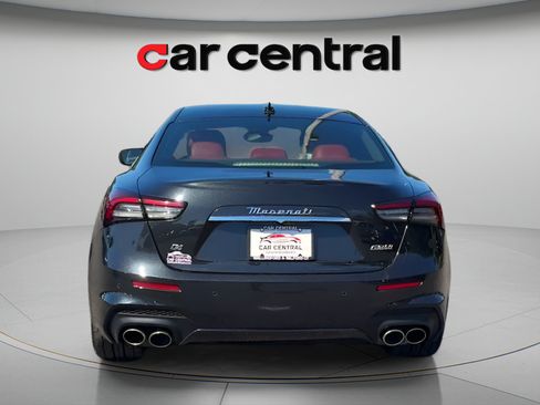 Used 2022 Maserati Ghibli Modena Q4 AWD/4WD image 4