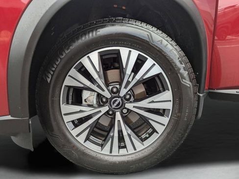 Certified 2023 Nissan Rogue SV FWD image 47