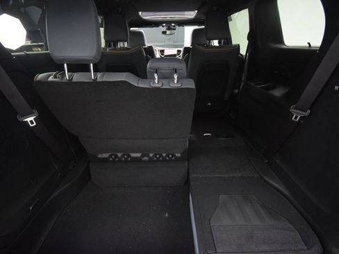 New 2027 Chrysler Pacifica Pinnacle FWD image 36