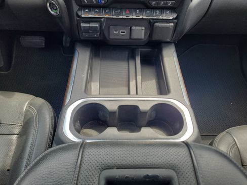 Used 2020 GMC Sierra 1500 Denali w/ Denali Ultimate Package AWD/4WD image 16