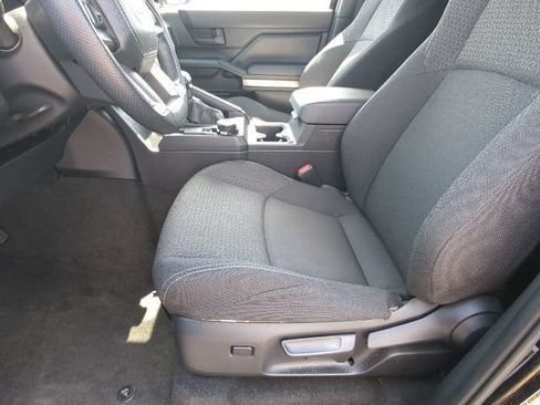 Used 2025 Toyota 4Runner SR5 AWD/4WD image 10