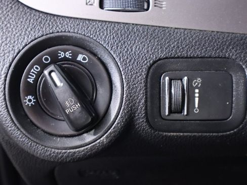 Used 2019 Dodge Journey Crossroad w/ Driver Convenience Group AWD/4WD image 10
