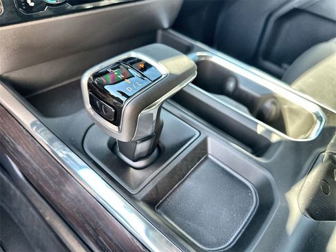 New 2026 GMC Sierra 1500 SLT image 26