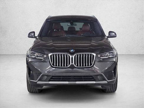 Used 2024 BMW X3 sDrive30i RWD image 2