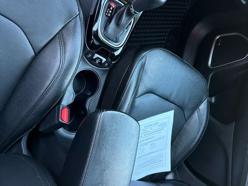 Used 2021 Jeep Compass Altitude w/ Sun & Sound Group image 23