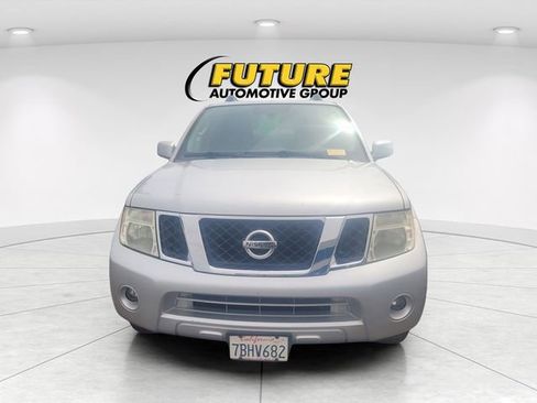 Used 2012 Nissan Pathfinder Silver image 2