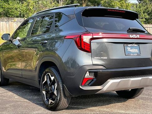 Used 2025 Kia Seltos S AWD/4WD image 11