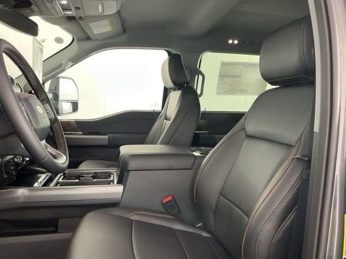 New 2026 Ford F250 Lariat w/ Black Appearance Package image 18