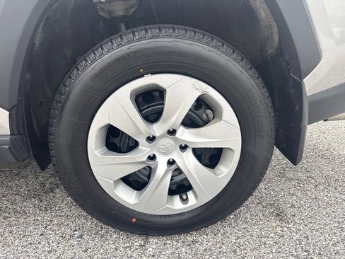 Used 2019 Toyota RAV4 LE w/ All Weather Liner Package AWD/4WD image 34