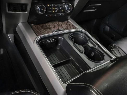 Used 2019 Ford F250 Lariat w/ Lariat Value Package image 20