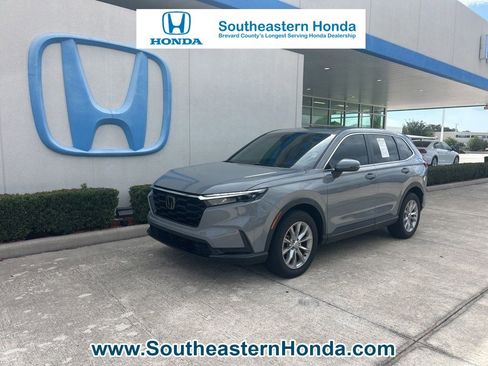 Used 2023 Honda CR-V EX image 1