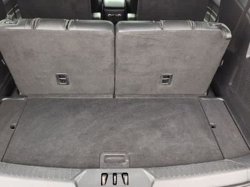 Used 2022 Ford Explorer ST w/ Equipment Group 401A AWD/4WD image 36