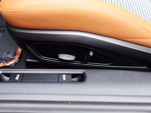 Used 2024 Porsche 911 Carrera S image 46