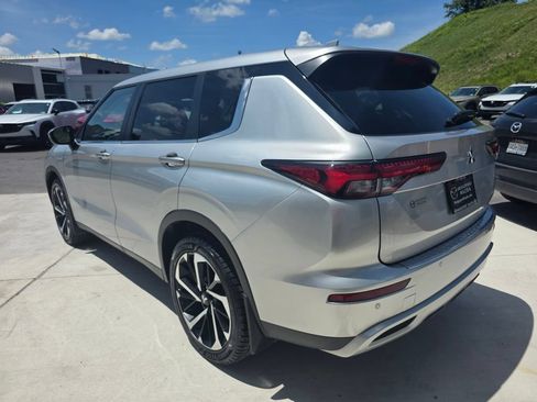 Used 2022 Mitsubishi Outlander SE AWD/4WD image 8