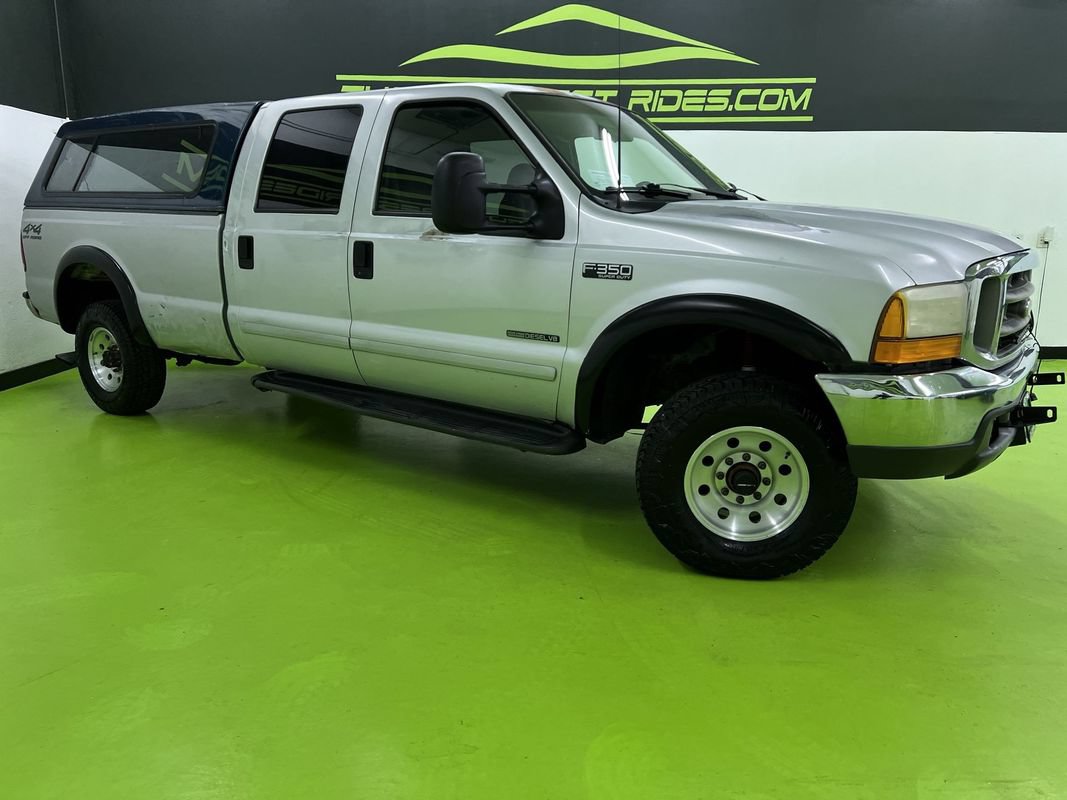 Used 2001 Ford F350 4x4 Crew Cab Super Duty image 1