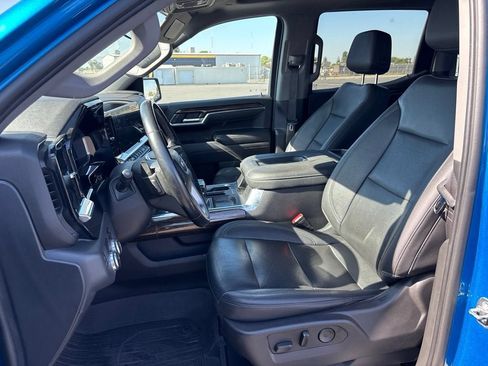Used 2022 GMC Sierra 1500 Elevation w/ Elevation Premium Package RWD image 19