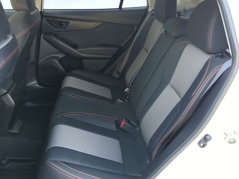 Used 2020 Subaru Crosstrek 2.0i Premium image 20