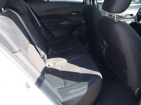 Used 2023 Nissan Kicks SV FWD image 17