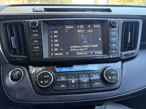 Used 2017 Toyota RAV4 XLE image 17