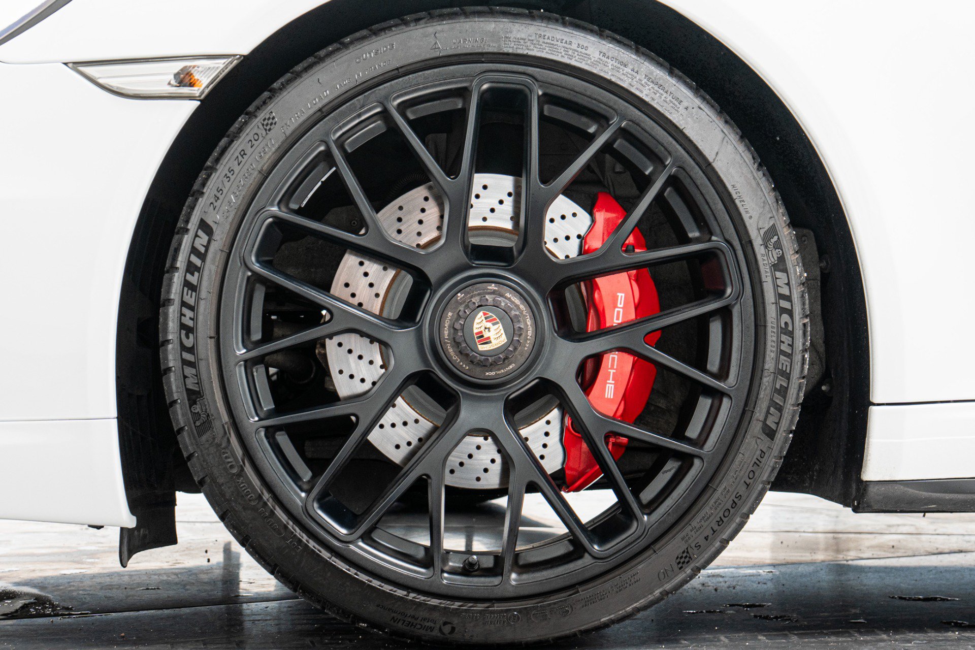 Used 2015 Porsche 911 Carrera GTS RWD image 10