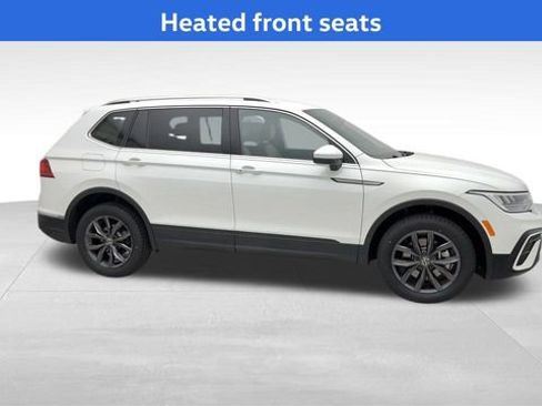 Used 2022 Volkswagen Tiguan SE image 10