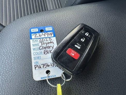 Used 2023 Toyota Camry SE image 34