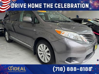 Used 2017 Toyota Sienna LE w/ Protection Package
