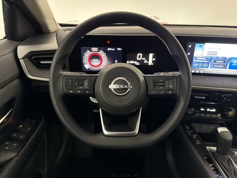 New 2026 Nissan Kicks SV image 17