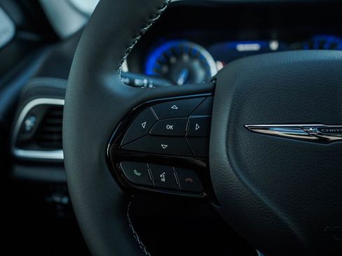 New 2026 Chrysler Pacifica Limited AWD/4WD image 22