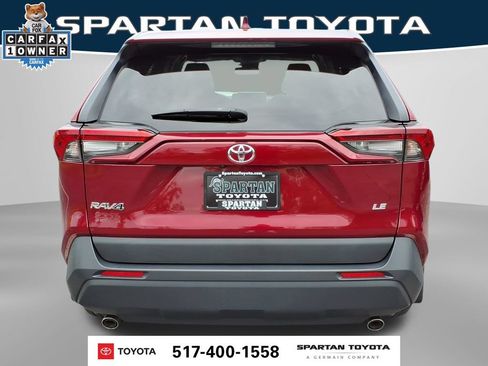 Used 2024 Toyota RAV4 LE FWD image 6