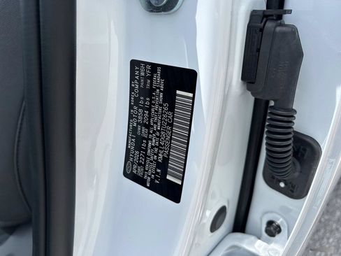 Certified 2026 Hyundai Elantra SE FWD image 33