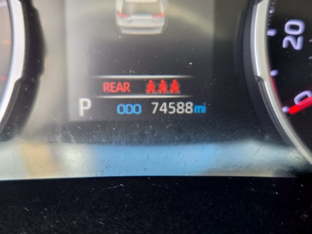 Used 2021 Toyota RAV4 LE FWD image 25
